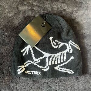 Arc'teryx Black and White Beanie